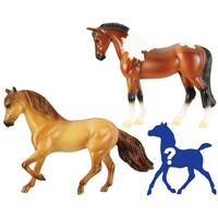 Breyer Horses Horse Foal Surprise - Radiant Hills Family Stablemates 1:32 Scale 10045