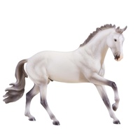 Breyer Horses Catch Me Holsteiner Gelding Traditional 1:9 Scale 1806