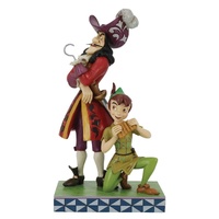 Disney Traditions by Jim Shore - Peter Vs Captain Hook - Peter Pan Figurine 24cm