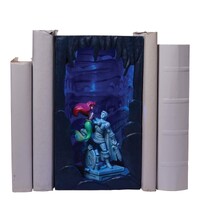 Disney Showcase - Ariels Secret Grotto - Little Mermaid - Light Up Bookends Booknook 23cm